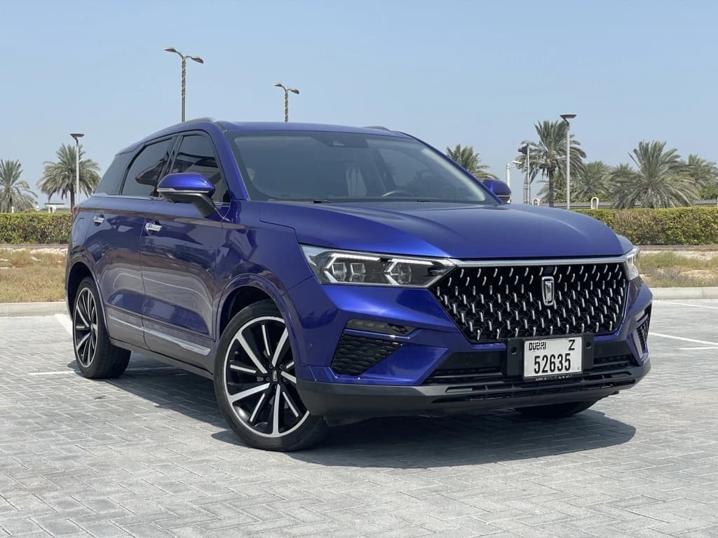 Bestune T77 2024 Blue front side