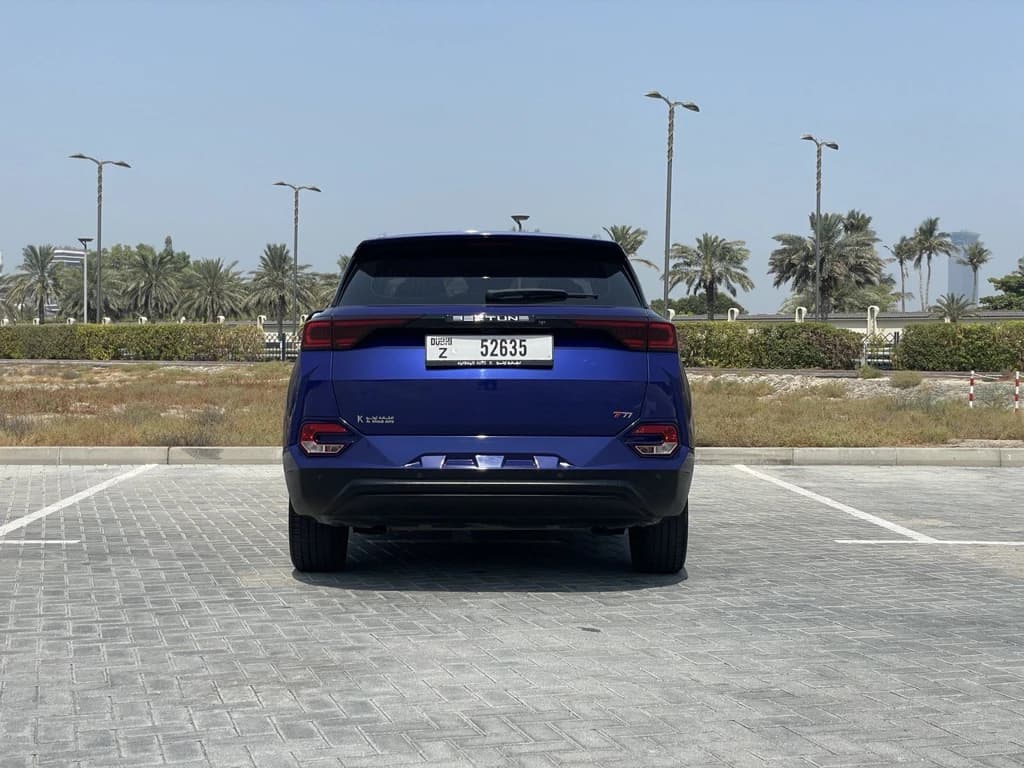 Bestune T77 2024 Blue rear