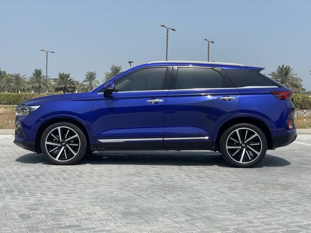 Bestune T77 2024 Blue side left