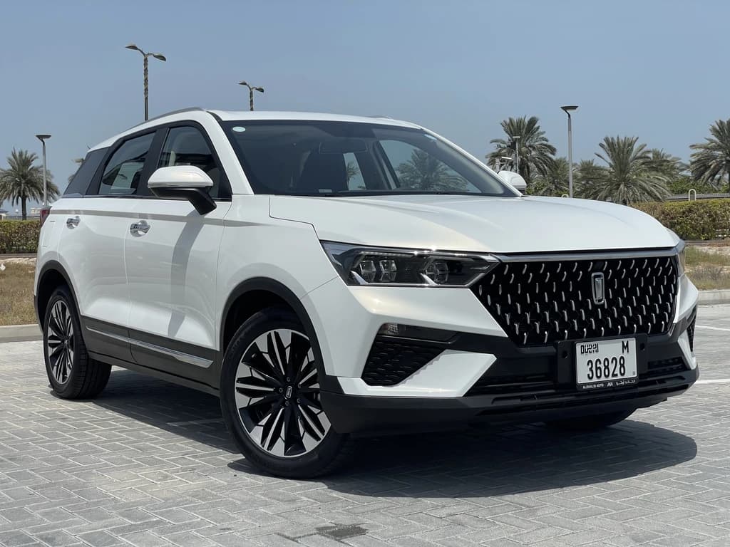 Bestune T77 2024 White front side