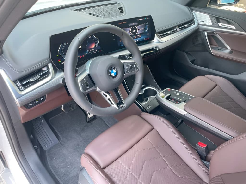 BMW X1 2025 White interior front