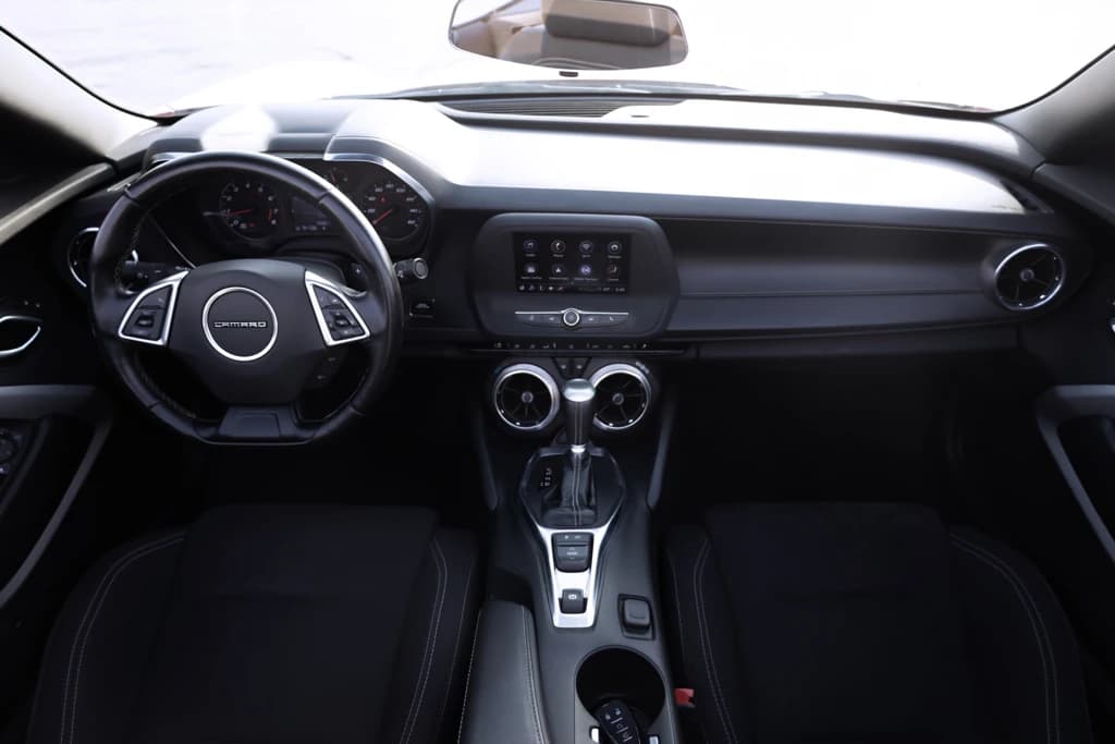 Chevrolet Camaro Red dashboard