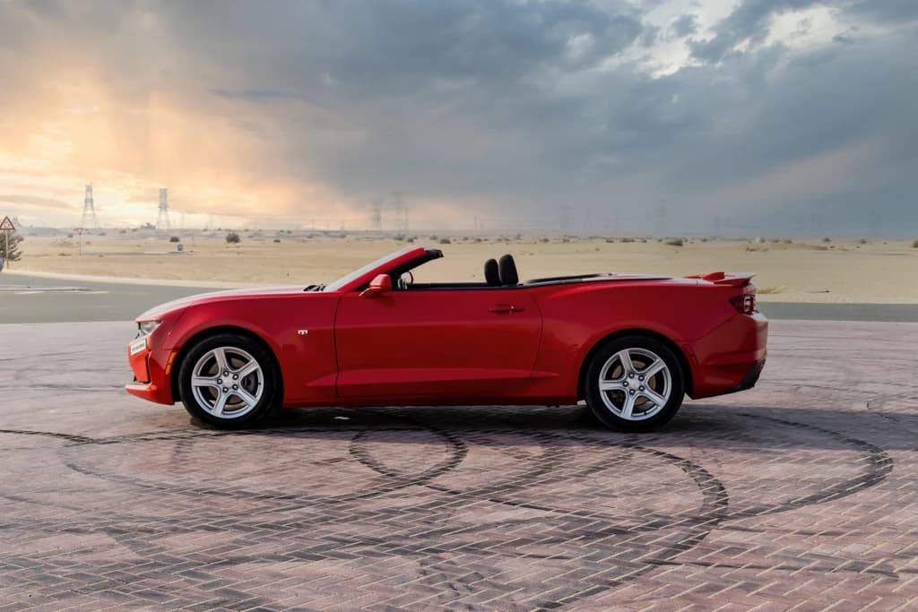 Chevrolet Camaro Red side left
