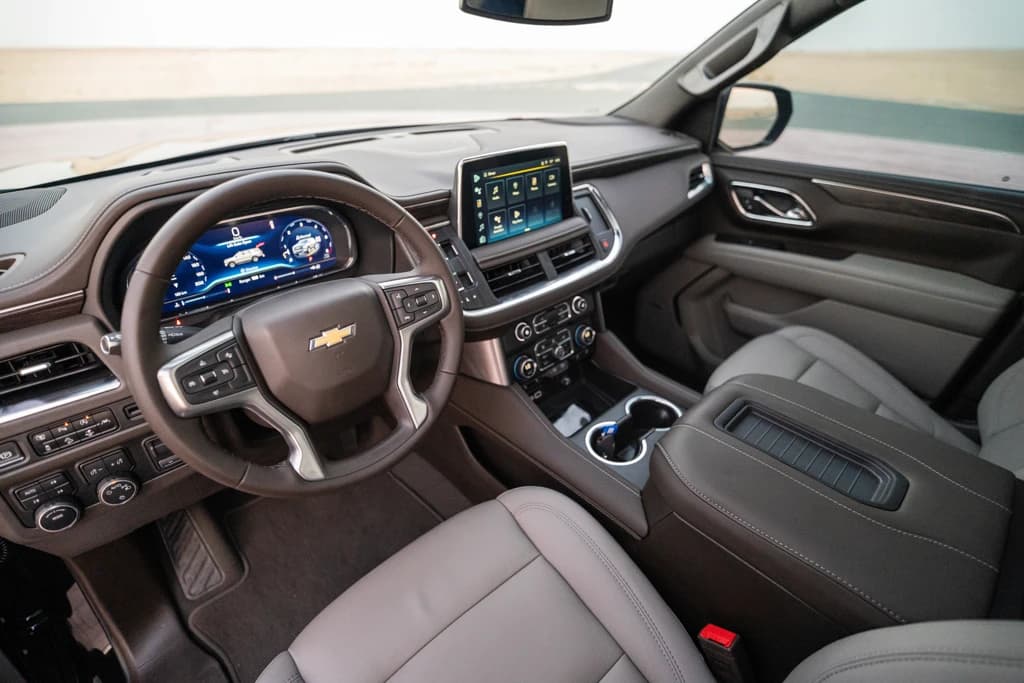 Chevrolet Tahoe 2024 Black dashboard