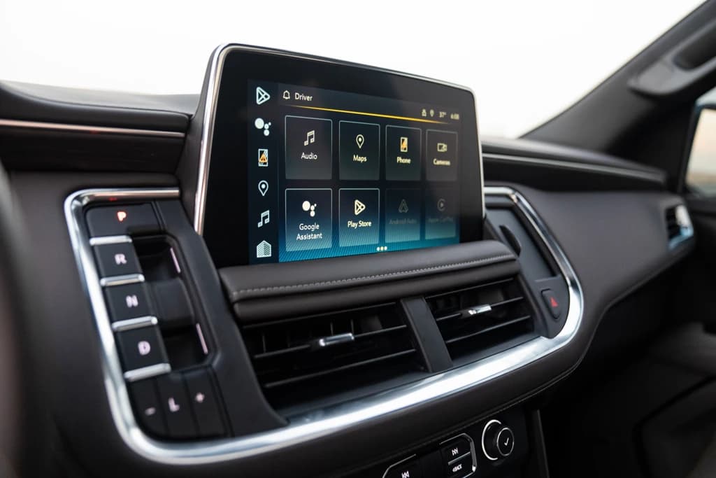 Chevrolet Tahoe 2024 Black infotainment screen