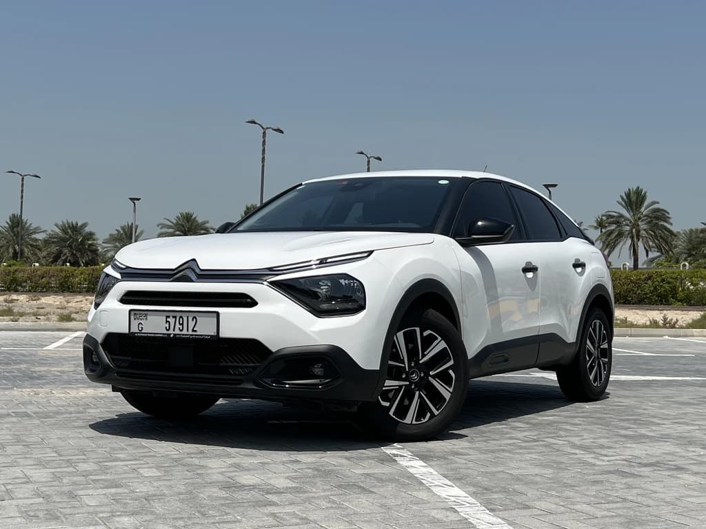 Citroen C4 2023 White front side