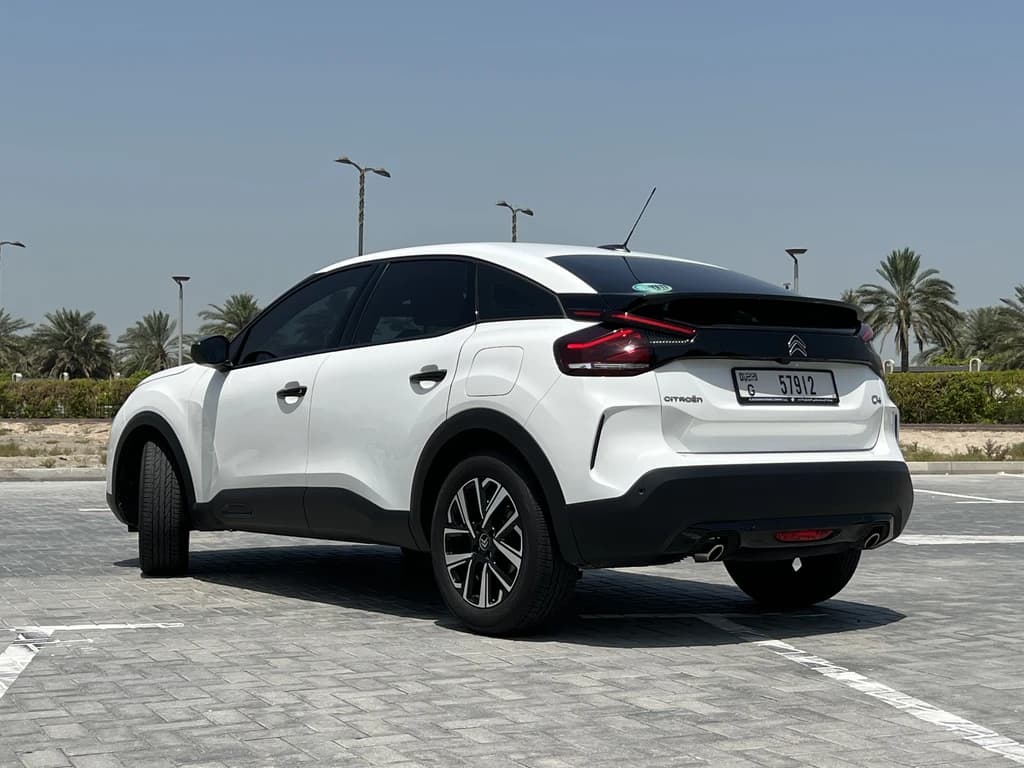 Citroen C4 2023 White rear side