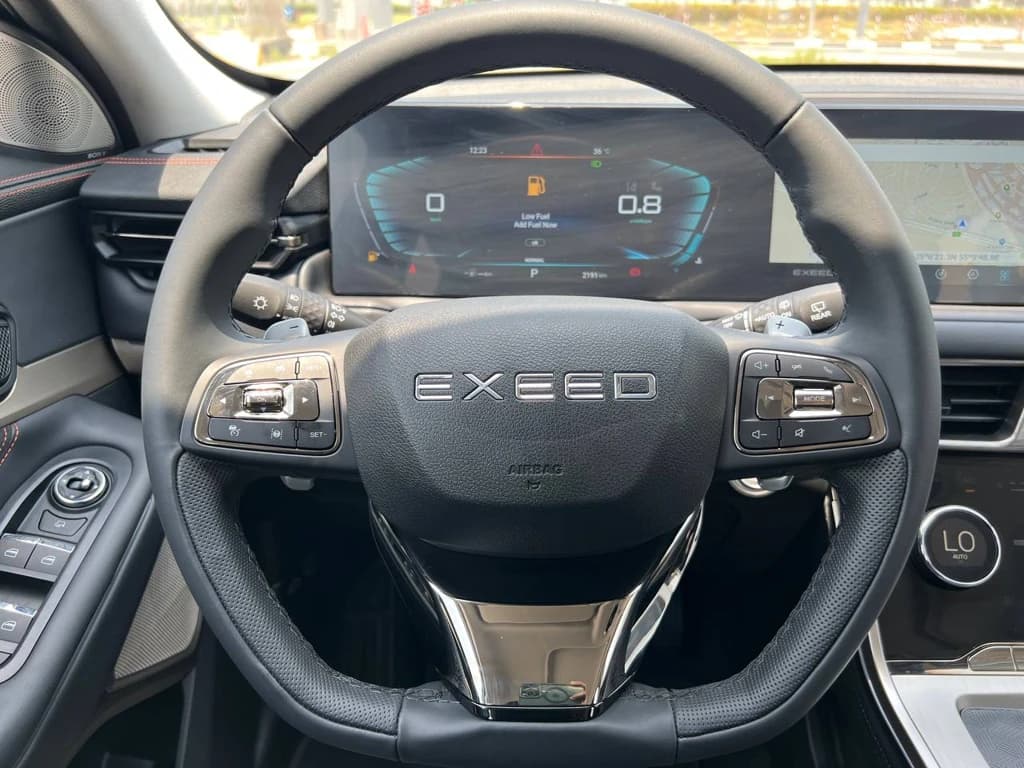Exeed TXL 2024 Gray steering wheel