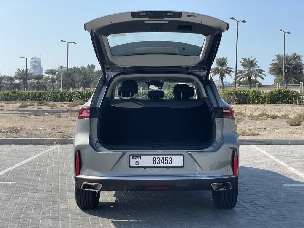 Exeed TXL 2024 Light Gray trunk open