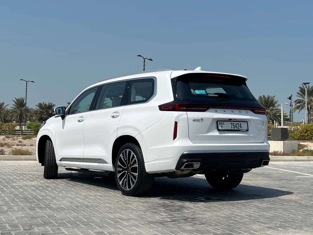 Exeed VX 2024 White rear side