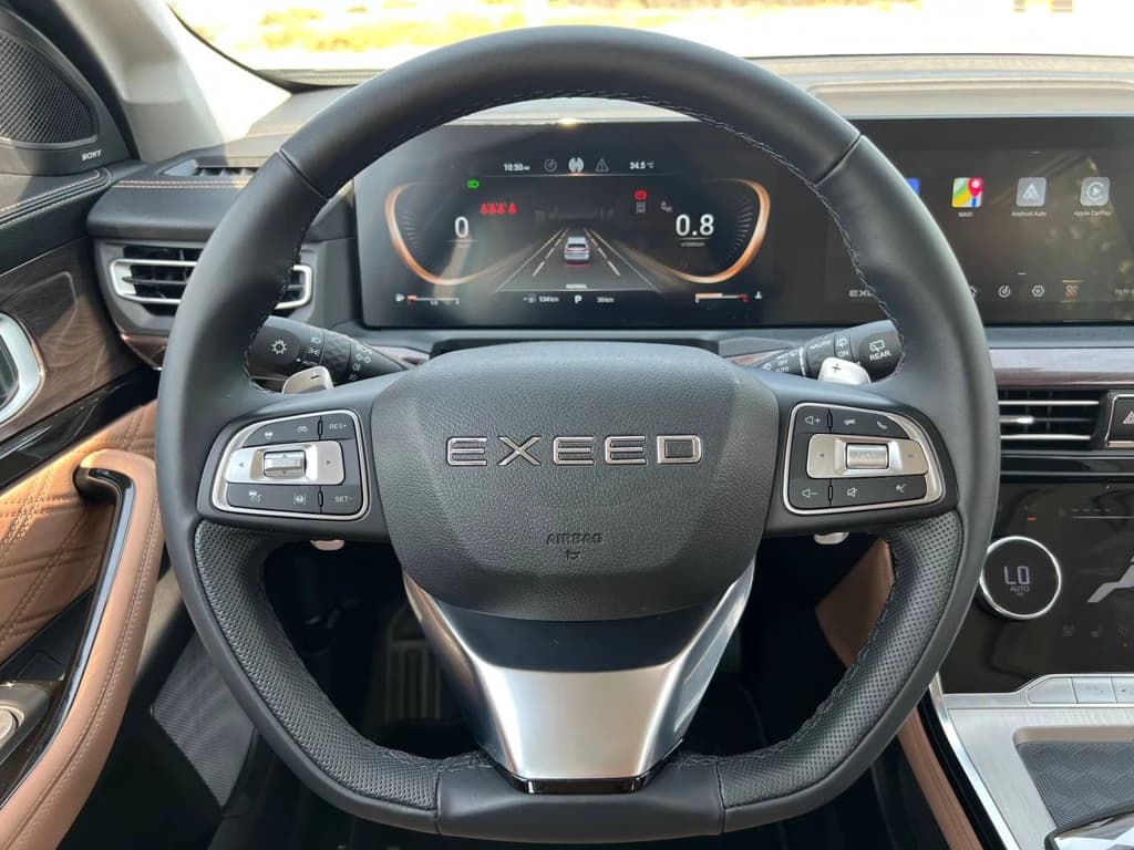 Exeed VX 2024 White steering wheel