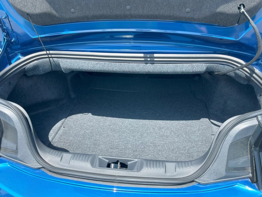 Ford Mustang 2024 Blue trunk interior