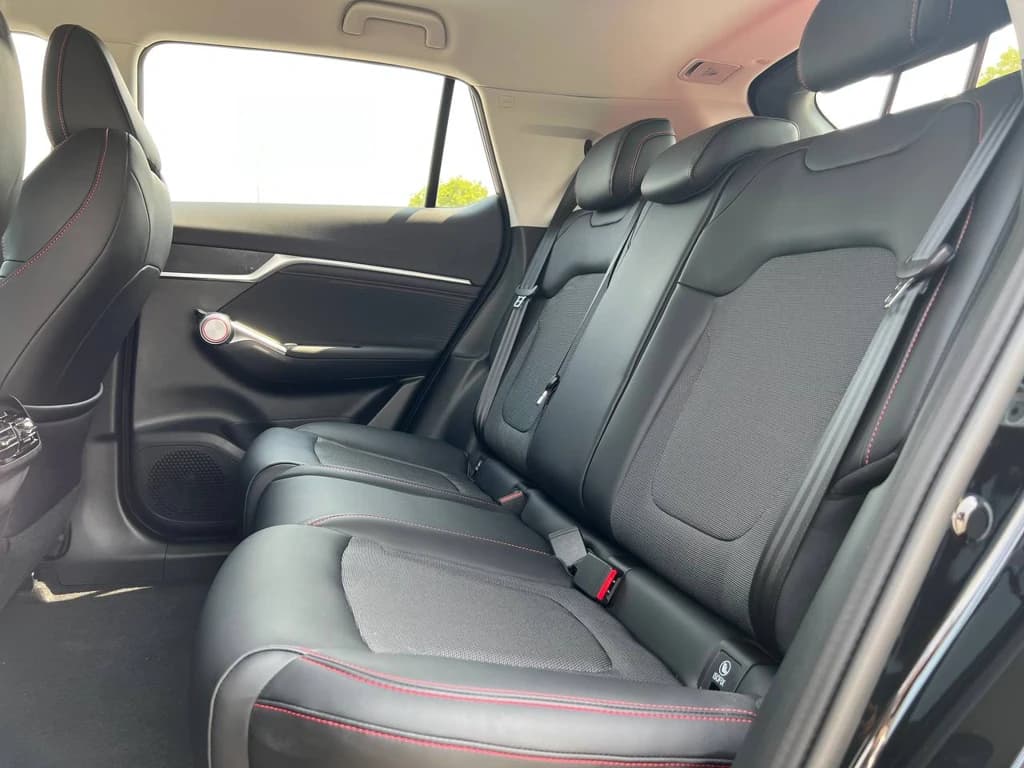 GAC Emkoo 2024 Black rear seats