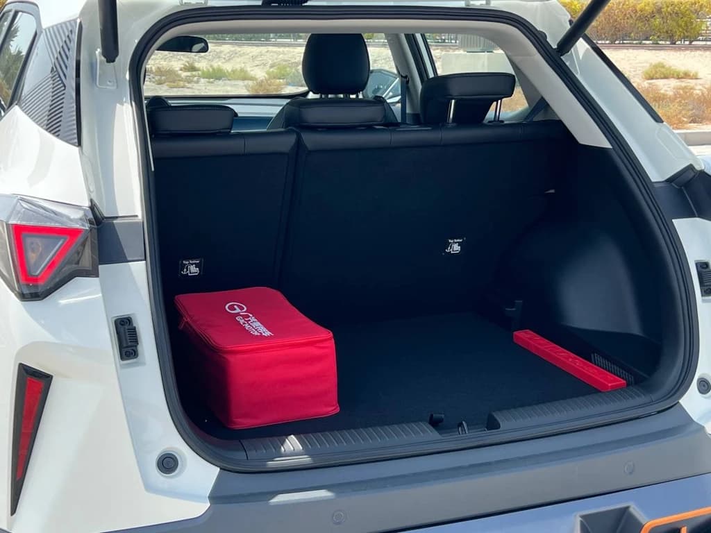 GAC GS3 Emzoom 2024 White trunk interior