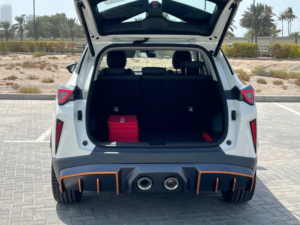 GAC GS3 Emzoom 2024 White trunk open