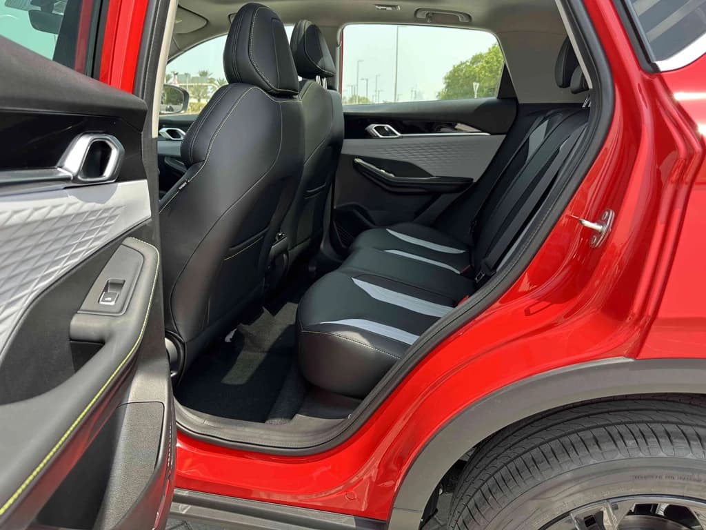 Geely Coolray 2024 Red rear seats