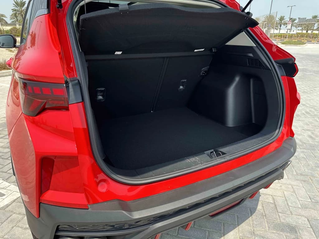 Geely Coolray 2024 Red trunk interior