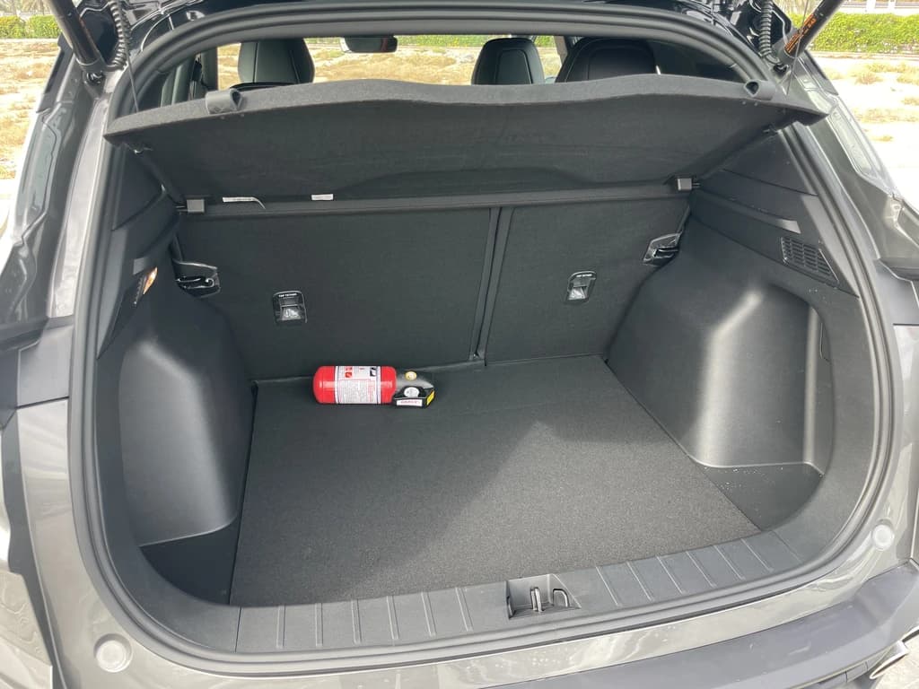 Geely Coolray 2025 Gray trunk interior