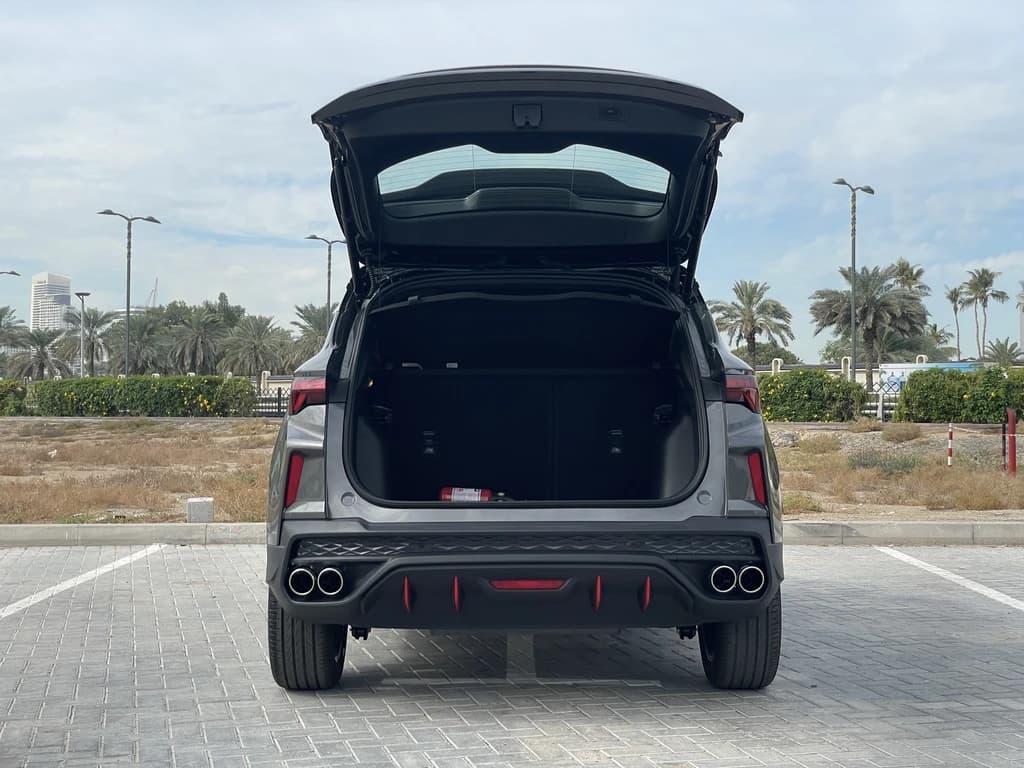 Geely Coolray 2025 Gray trunk open