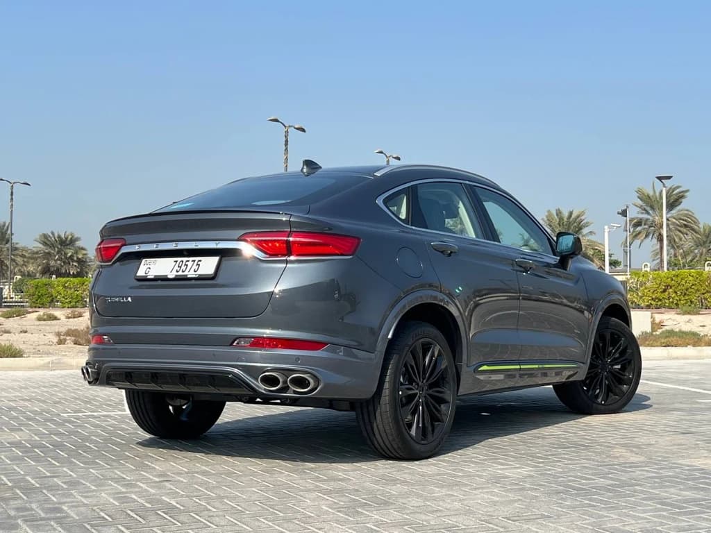 Geely Tugella 2024 Gray rear side