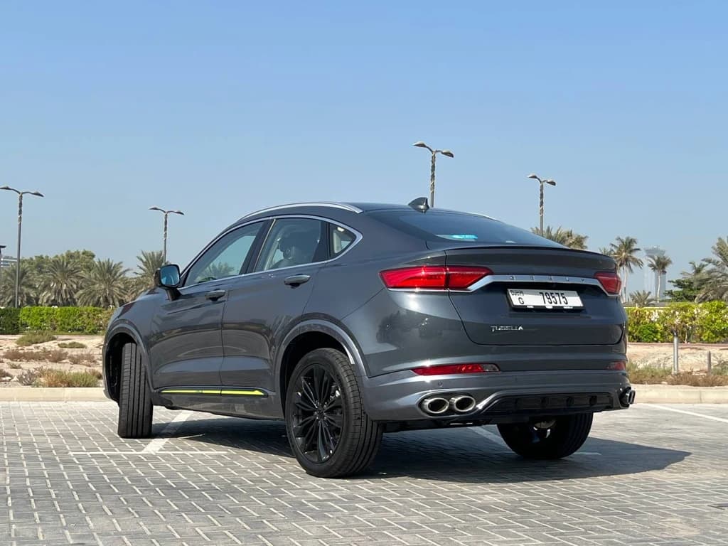 Geely Tugella 2024 Gray rear side