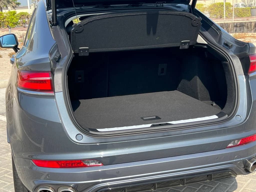 Geely Tugella 2024 Gray trunk interior