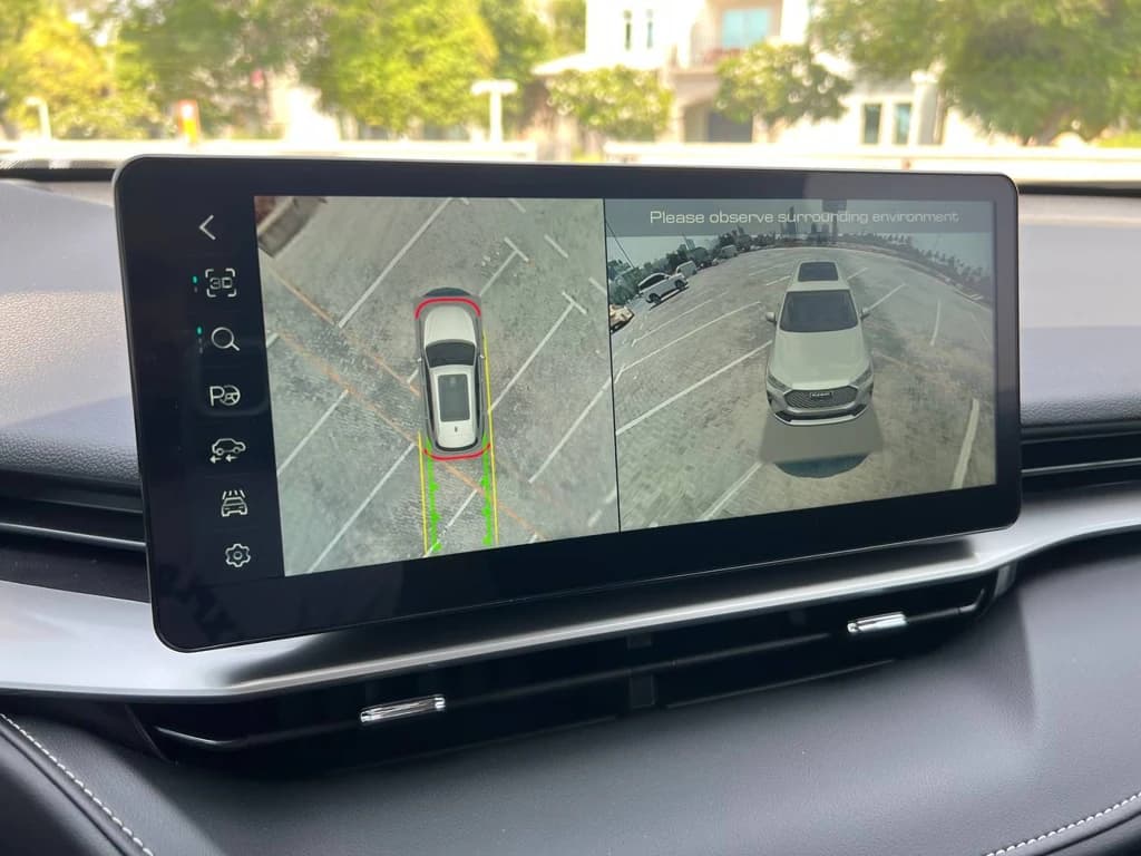 Haval H6 2024 Light Blue infotainment screen