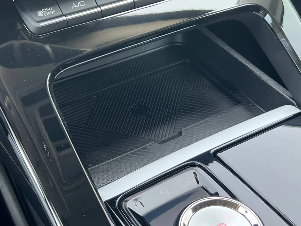 Haval H6 2024 Light Blue interior front