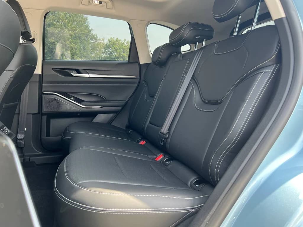 Haval H6 2024 Light Blue rear seats