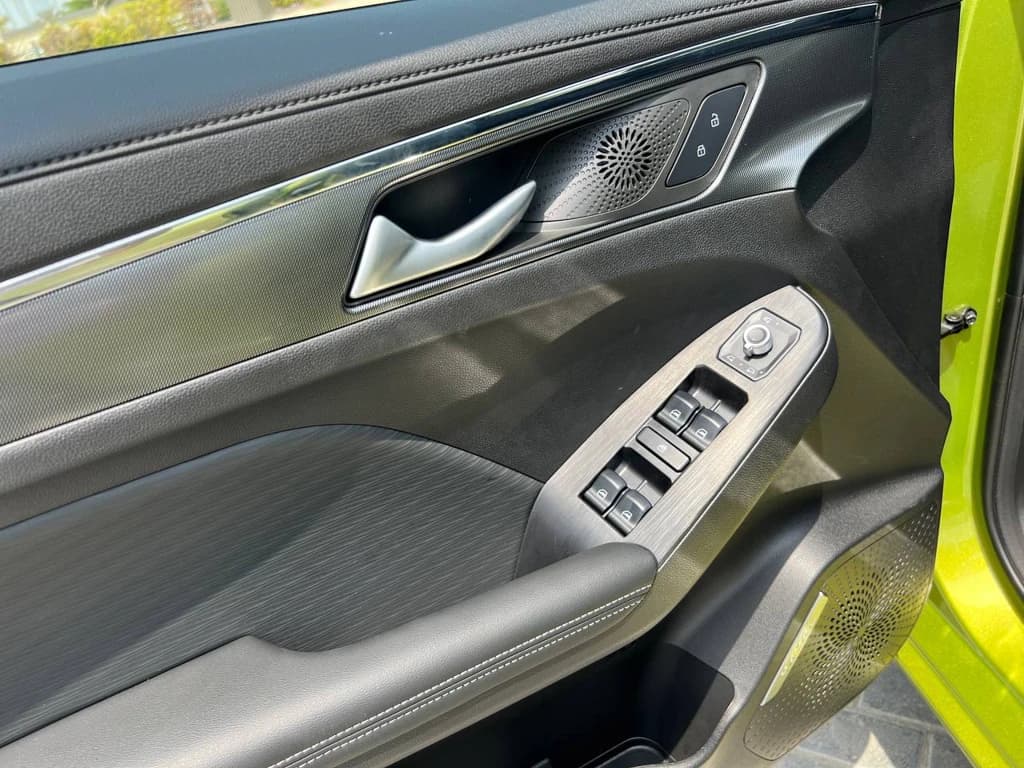 Haval Jolion 2024 Green door panel