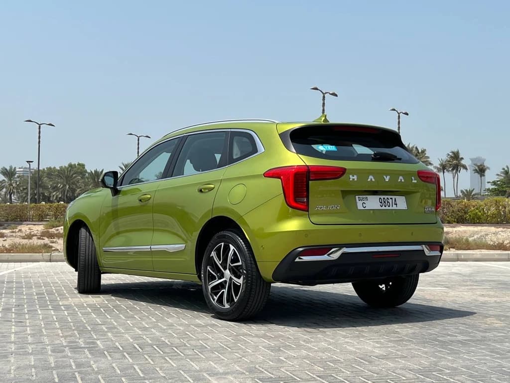Haval Jolion 2024 Green rear side