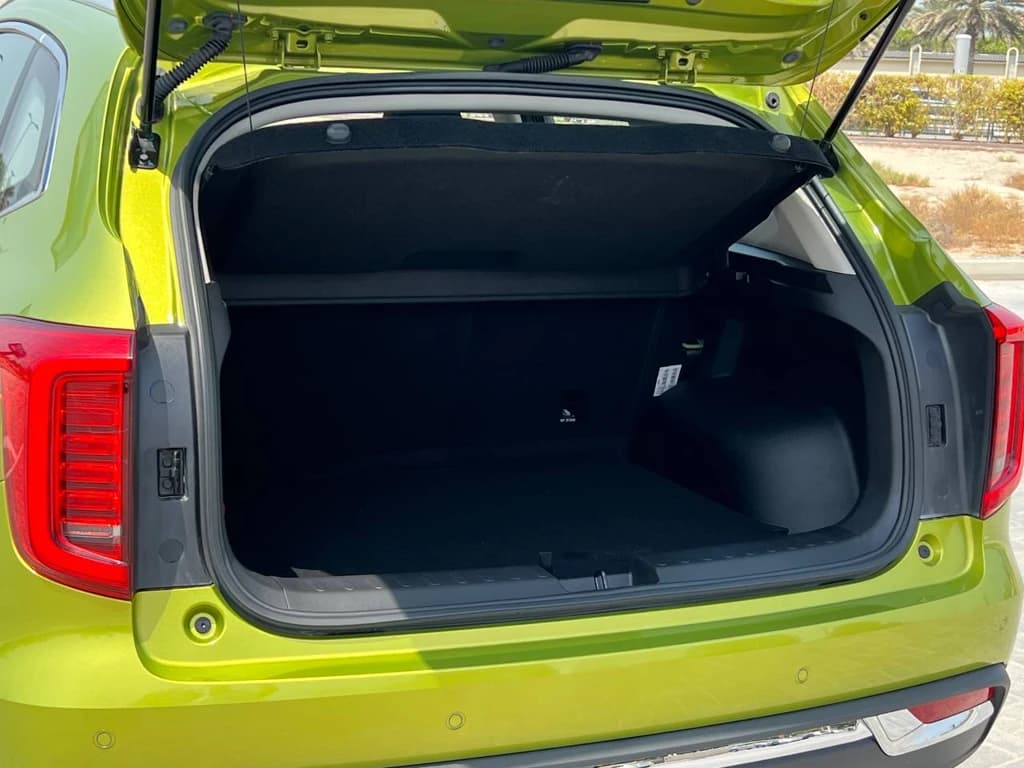 Haval Jolion 2024 Green trunk interior