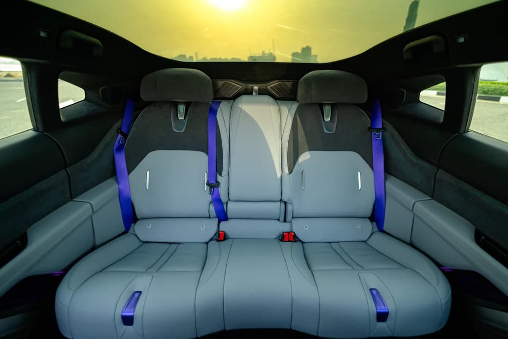 HiPhi Z 2023 Gray rear seats