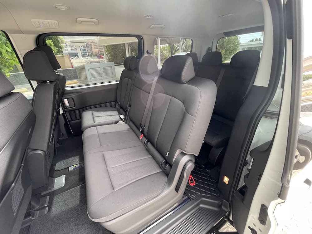 Hyundai Staria 2022 White rear seats