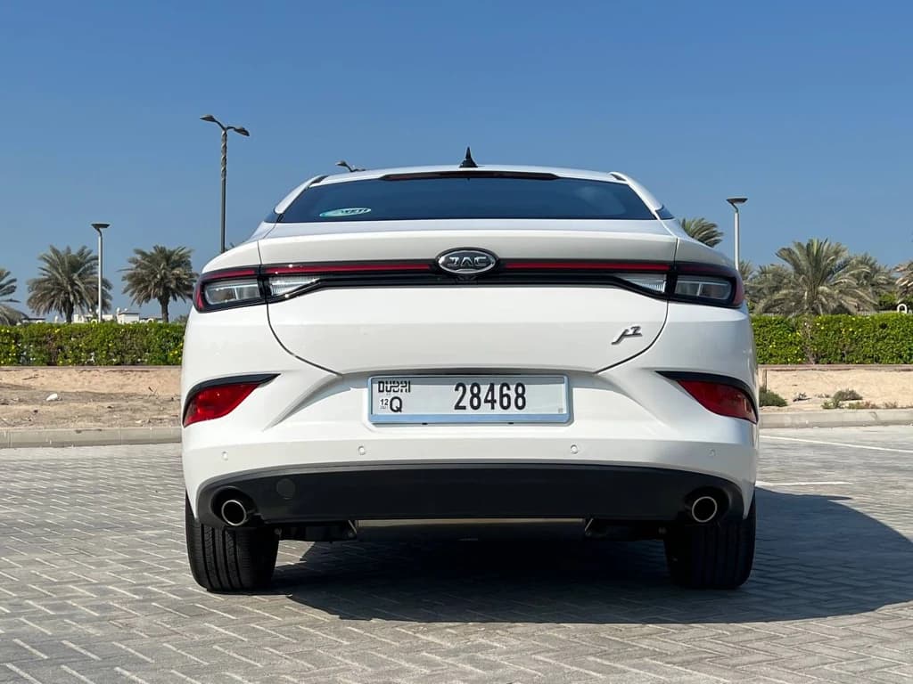 JAC J7 2023 White rear
