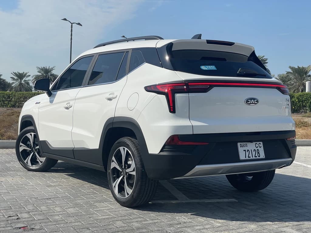 JAC JS4 2025 White rear side