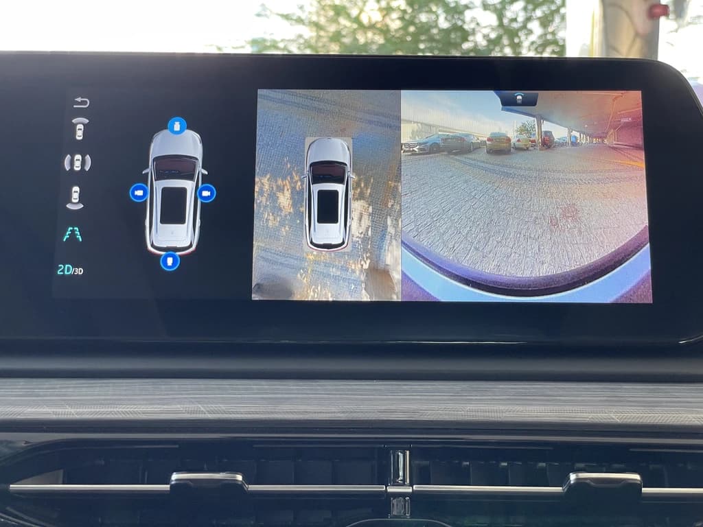 JAC JS6 2024 Light Blue infotainment screen