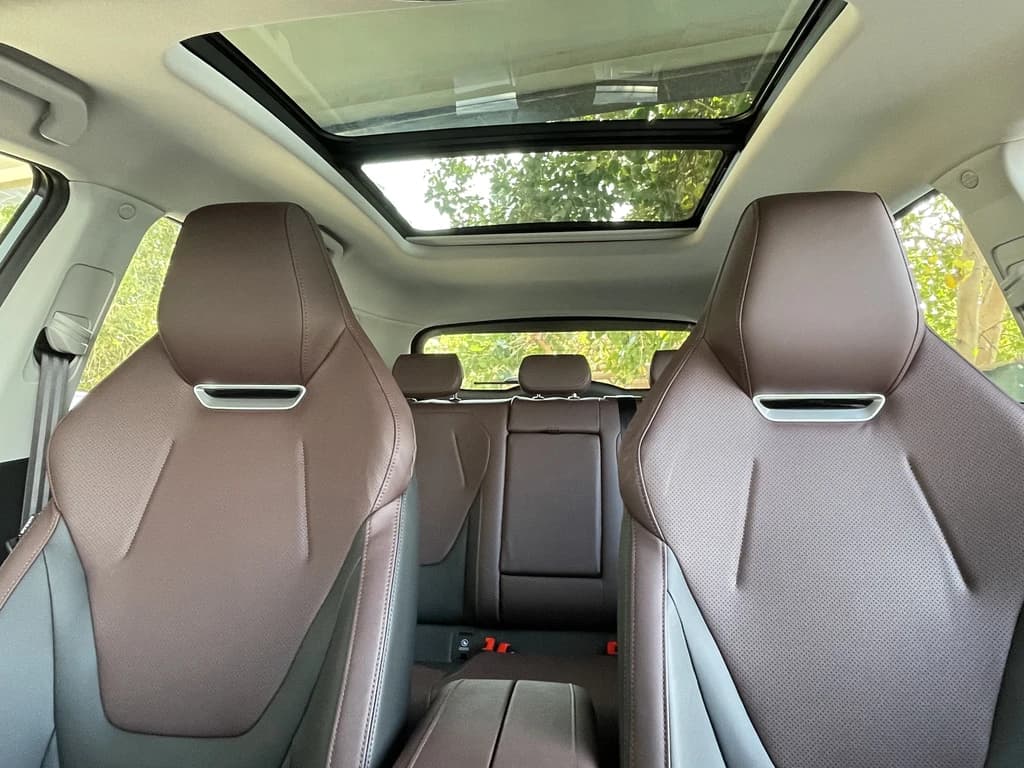 JAC JS6 2024 Light Blue sunroof