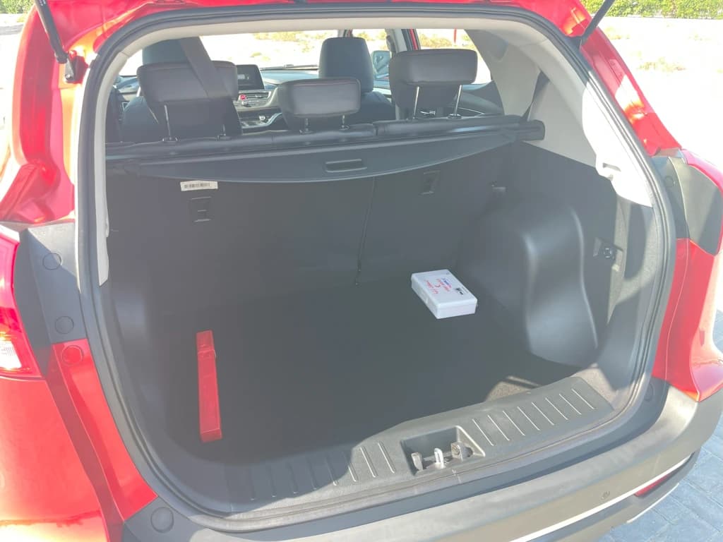 JAC S3 2024 Red trunk interior