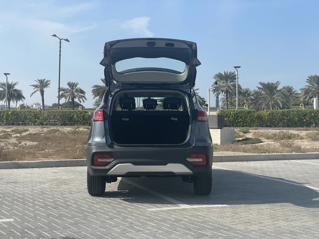JAC S3 2025 Gray trunk open