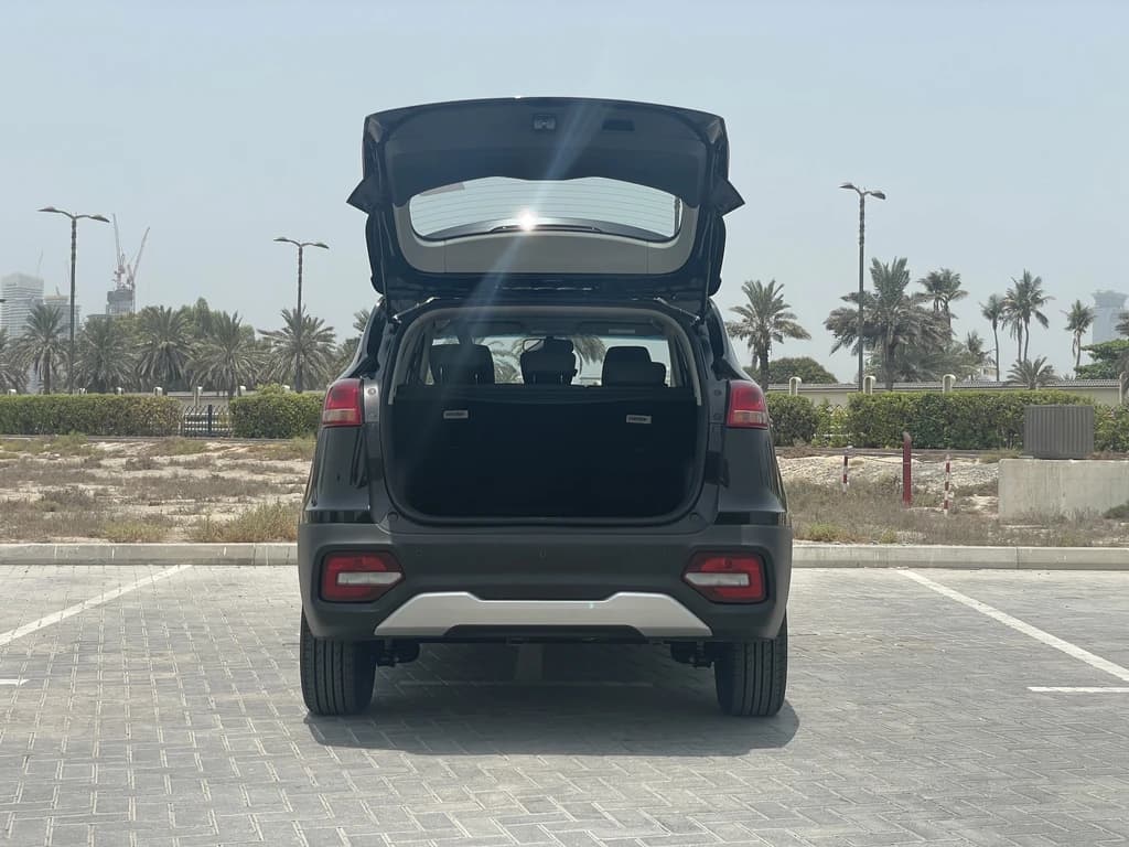 JAC S3 2026 Black trunk open