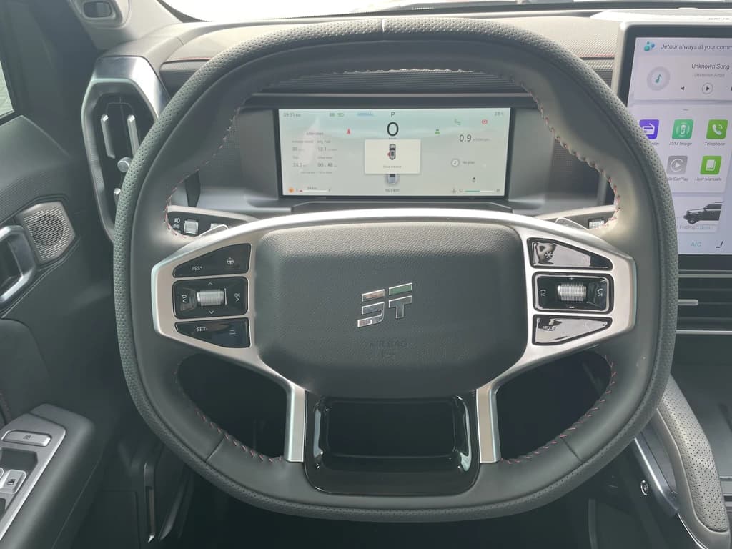 Jetour T2 2026 Gray steering wheel