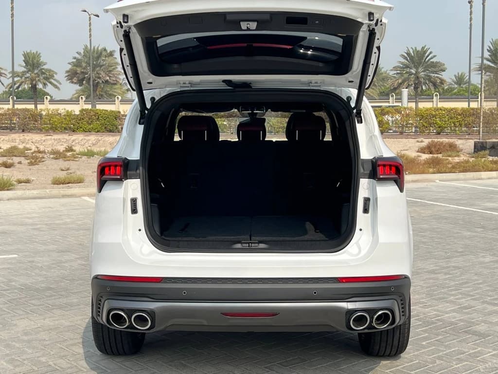 Jetour X70 Plus 2024 White trunk open