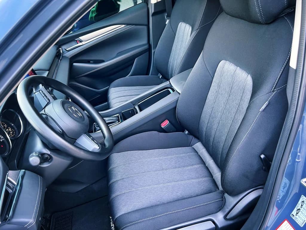 Mazda 6 2023 Blue front seats