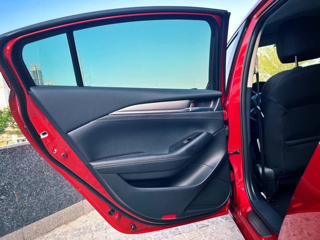 Mazda 6 2023 Red door panel
