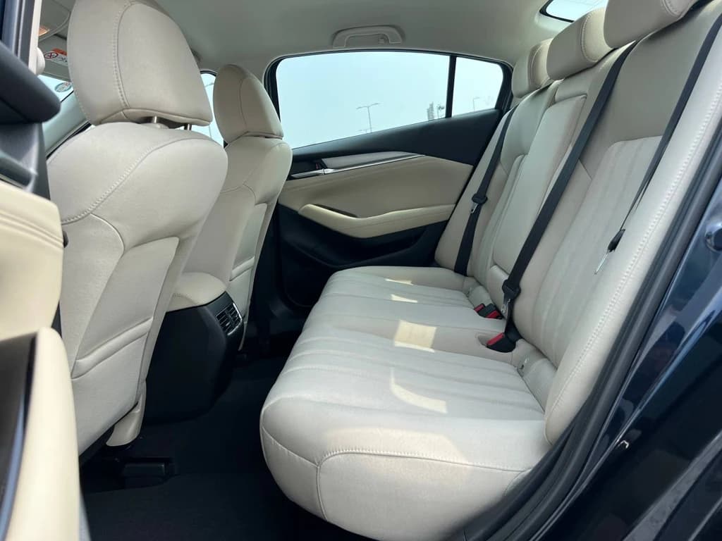 Mazda 6 2024 Silver rear seats