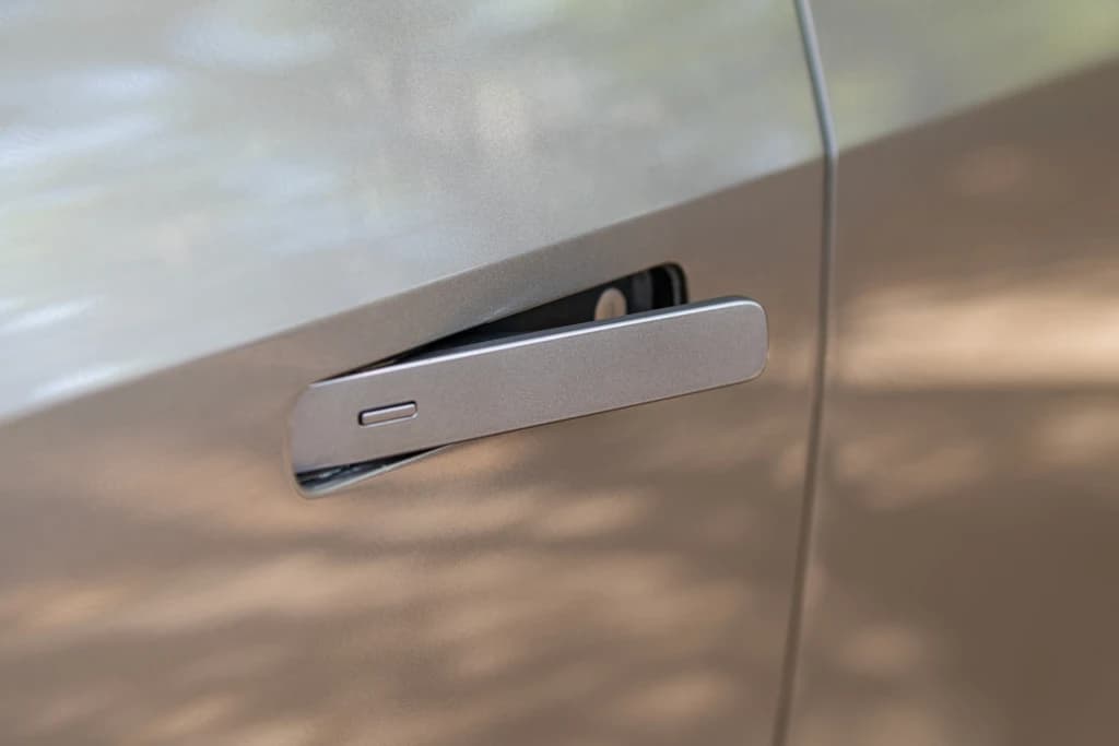 MG RX9 2025 Beige door panel