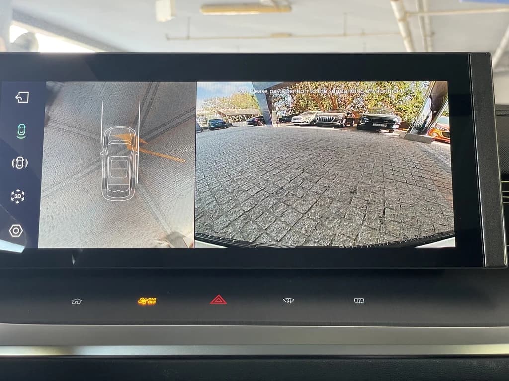 MG Whale 2024 Blue infotainment screen