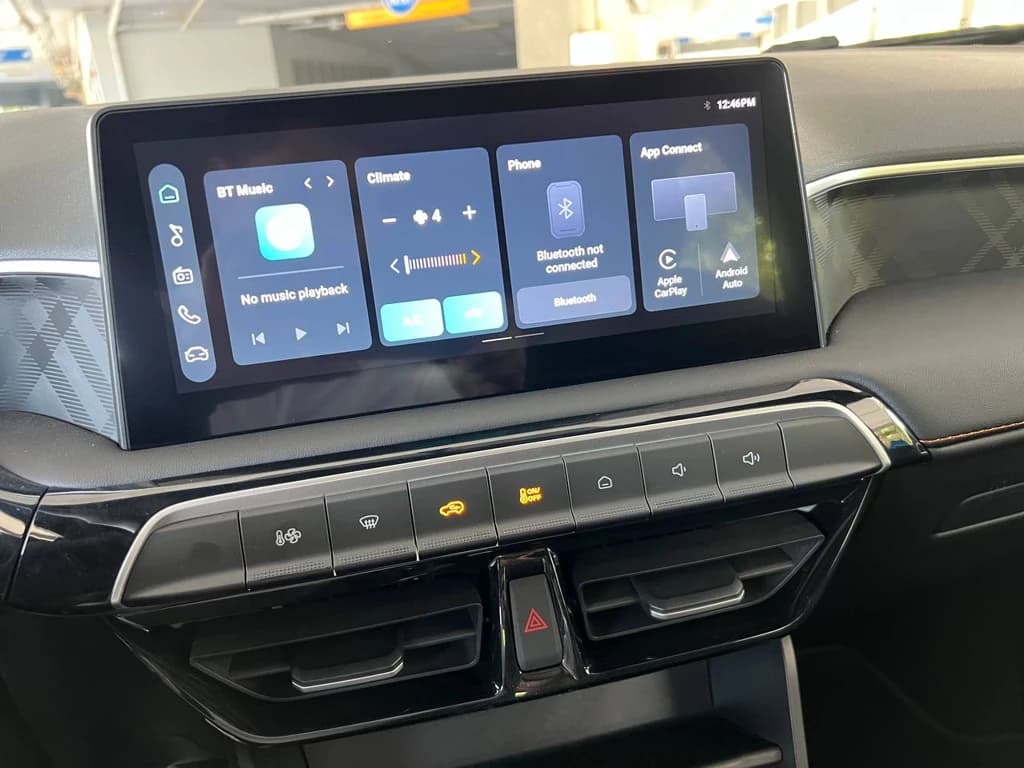 MG3 2024 Blue infotainment screen