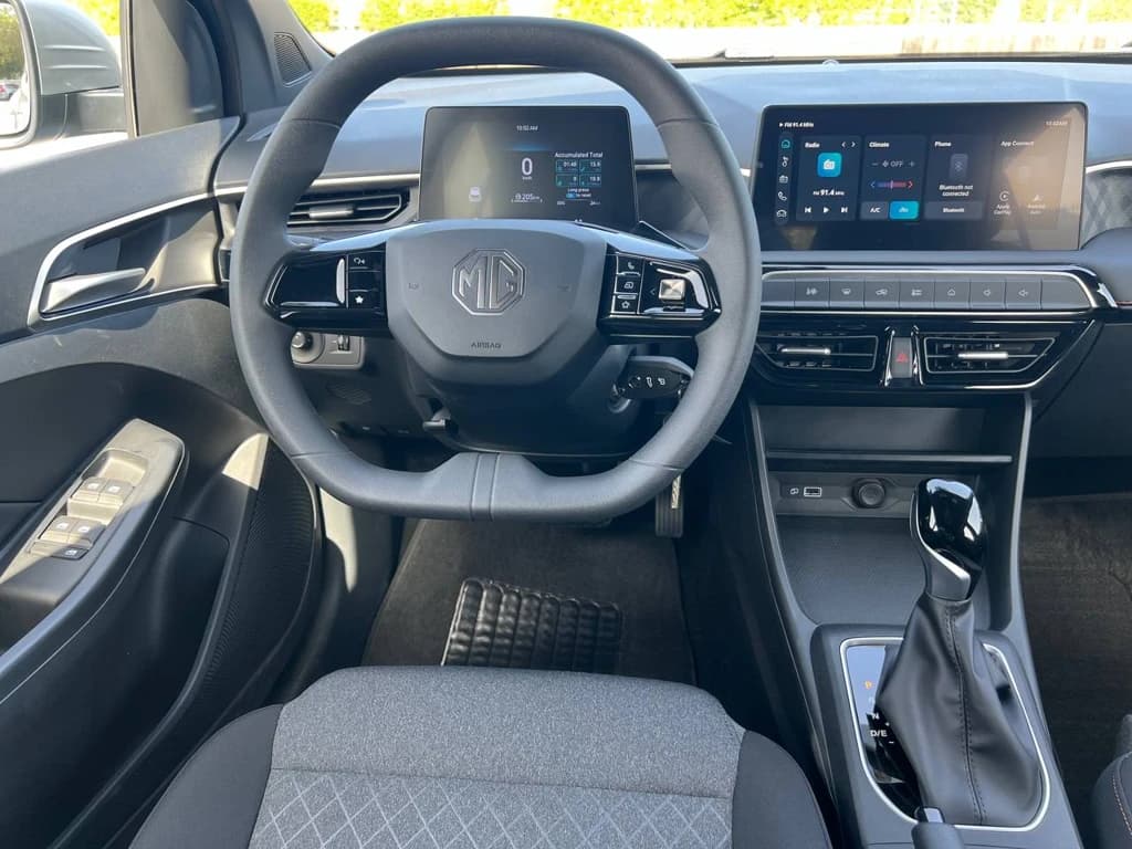 MG3 2024 Gray dashboard
